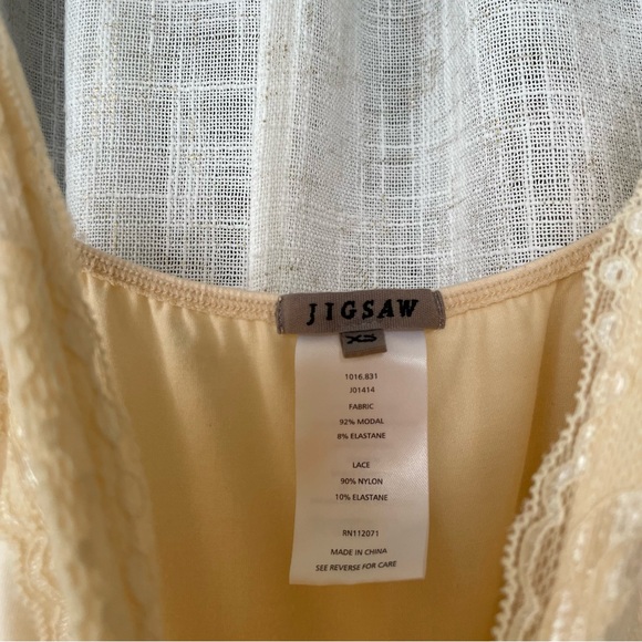 Jigsaw Lace Trim V-neck Cami Butter Pastel Yellow Vintage Y2K Dainty Coquette - Picture 4 of 5